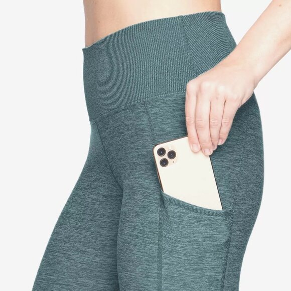 NEW Kirkland Signature Brushed Capri Leggings Women's Size S Side Pockets Green - Picture 2 of 4